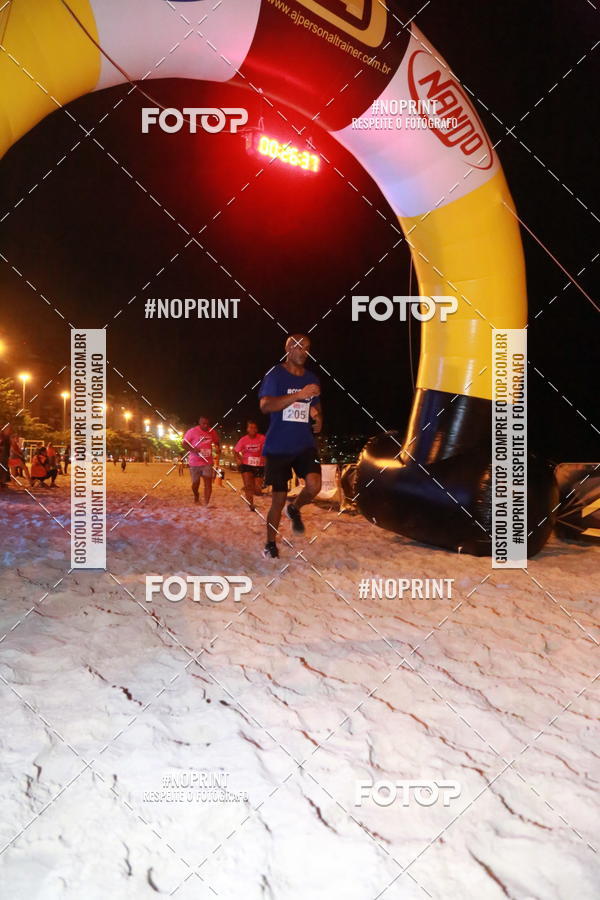 Buy your photos of the eventNIGHT RUN ICARA� BEACH - 6� EDI��O - NITER�I RJ on Fotop