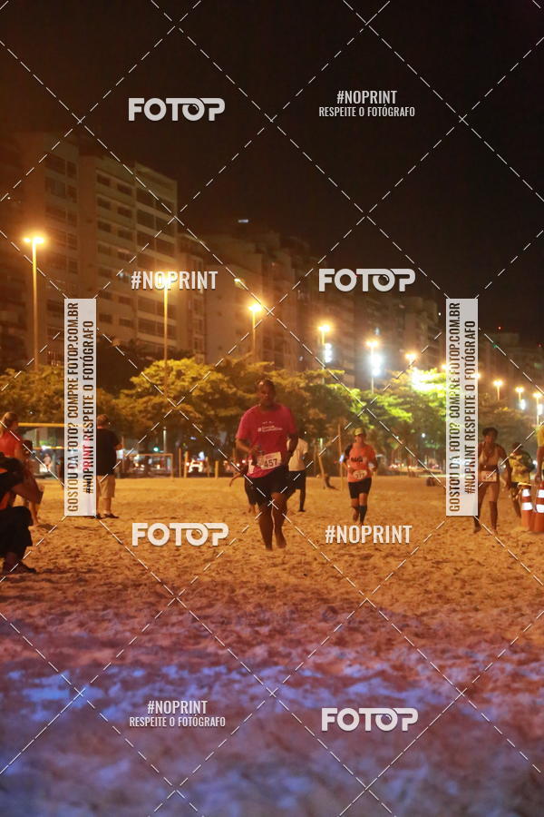 Buy your photos of the eventNIGHT RUN ICARA� BEACH - 6� EDI��O - NITER�I RJ on Fotop