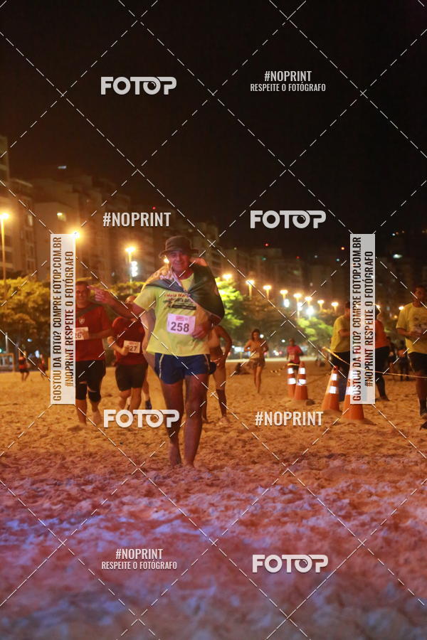 Buy your photos of the eventNIGHT RUN ICARA� BEACH - 6� EDI��O - NITER�I RJ on Fotop