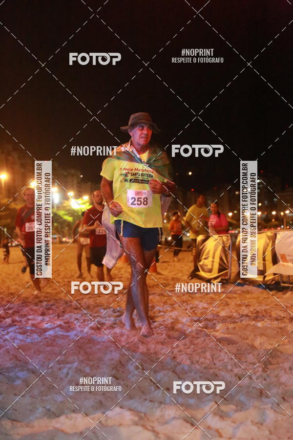 Buy your photos of the eventNIGHT RUN ICARA� BEACH - 6� EDI��O - NITER�I RJ on Fotop