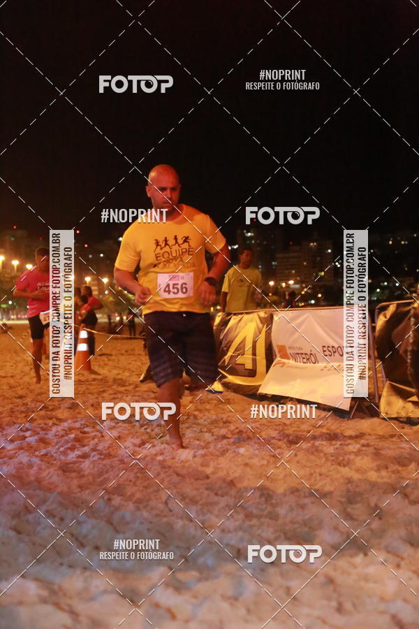Buy your photos of the eventNIGHT RUN ICARA� BEACH - 6� EDI��O - NITER�I RJ on Fotop
