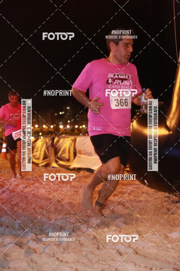 Buy your photos of the eventNIGHT RUN ICARA� BEACH - 6� EDI��O - NITER�I RJ on Fotop