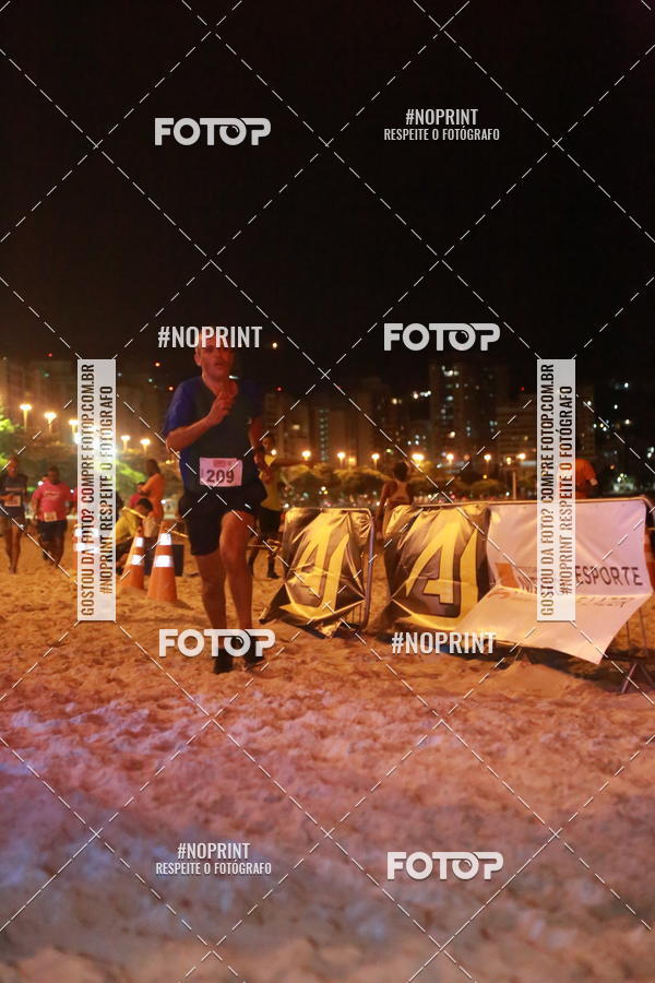 Buy your photos of the eventNIGHT RUN ICARA� BEACH - 6� EDI��O - NITER�I RJ on Fotop