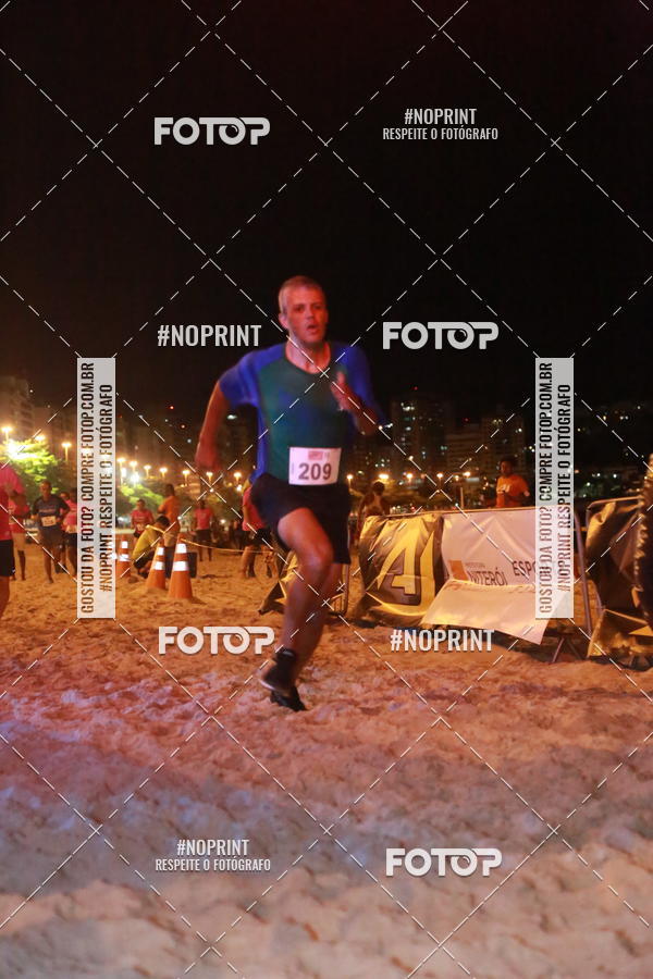 Buy your photos of the eventNIGHT RUN ICARA� BEACH - 6� EDI��O - NITER�I RJ on Fotop