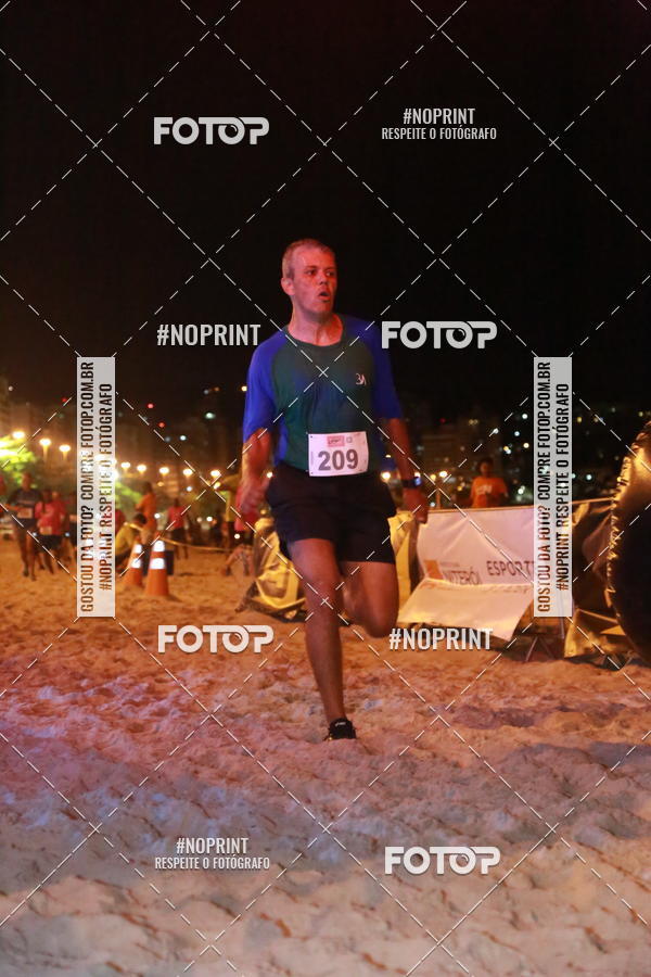 Buy your photos of the eventNIGHT RUN ICARA� BEACH - 6� EDI��O - NITER�I RJ on Fotop
