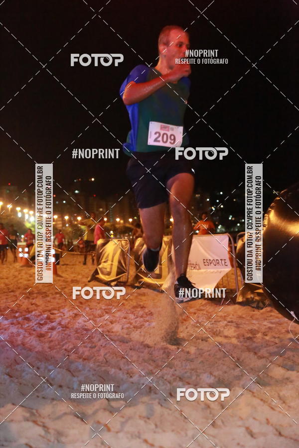 Buy your photos of the eventNIGHT RUN ICARA� BEACH - 6� EDI��O - NITER�I RJ on Fotop
