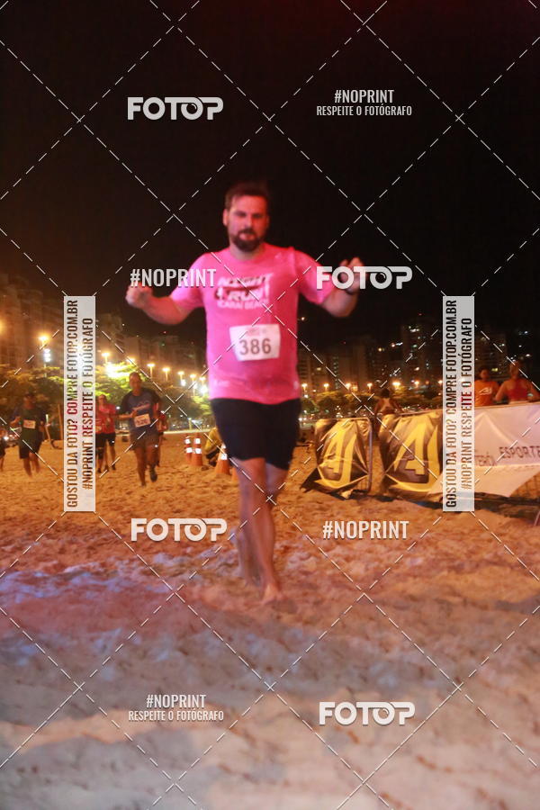 Buy your photos of the eventNIGHT RUN ICARA� BEACH - 6� EDI��O - NITER�I RJ on Fotop