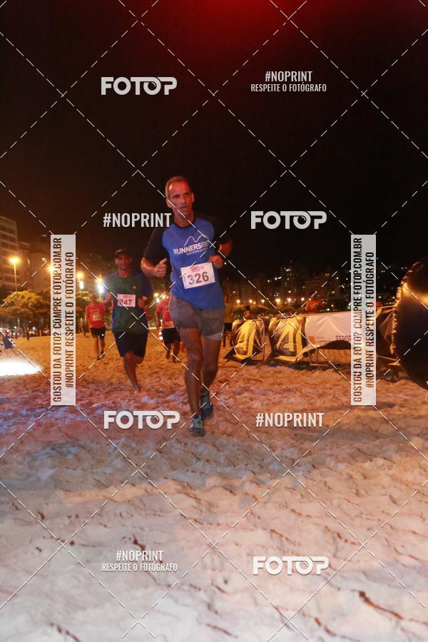 Buy your photos of the eventNIGHT RUN ICARA� BEACH - 6� EDI��O - NITER�I RJ on Fotop