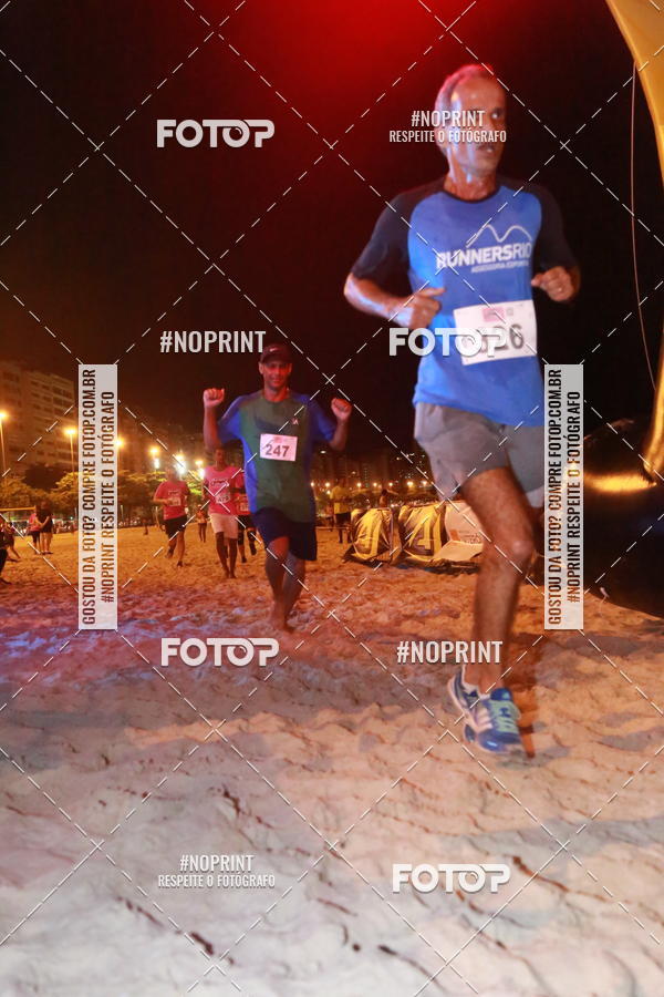 Buy your photos of the eventNIGHT RUN ICARA� BEACH - 6� EDI��O - NITER�I RJ on Fotop