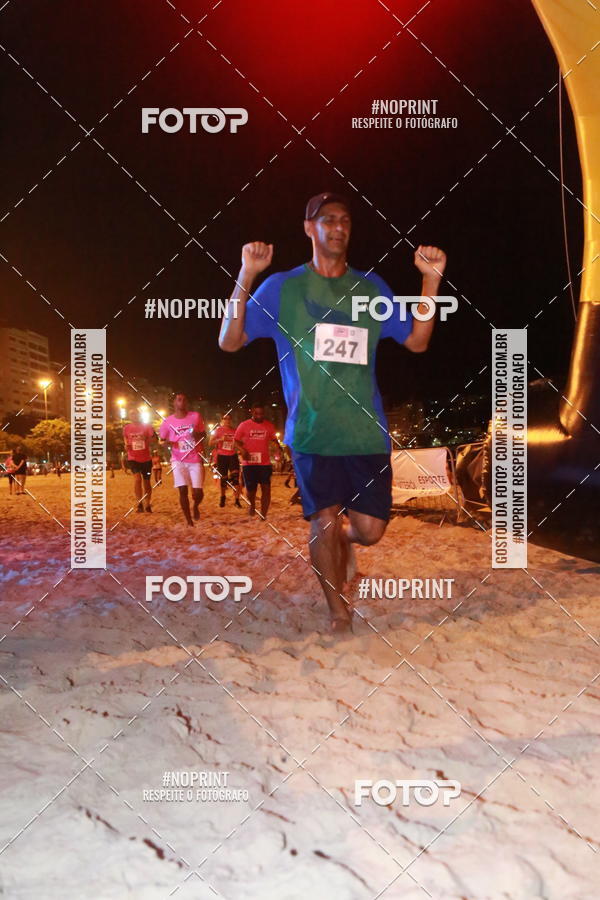 Buy your photos of the eventNIGHT RUN ICARA� BEACH - 6� EDI��O - NITER�I RJ on Fotop