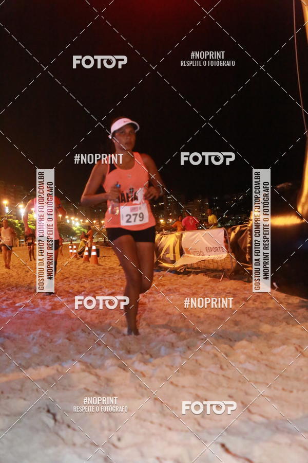 Buy your photos of the eventNIGHT RUN ICARA� BEACH - 6� EDI��O - NITER�I RJ on Fotop