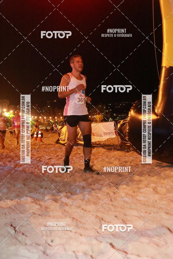 Buy your photos of the eventNIGHT RUN ICARA� BEACH - 6� EDI��O - NITER�I RJ on Fotop