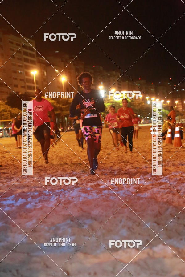 Buy your photos of the eventNIGHT RUN ICARA� BEACH - 6� EDI��O - NITER�I RJ on Fotop