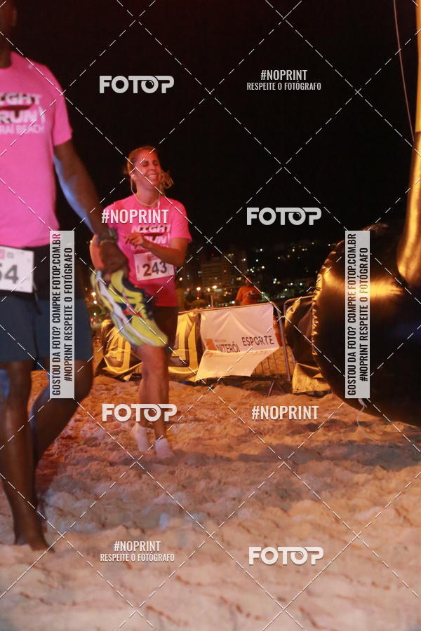 Buy your photos of the eventNIGHT RUN ICARA� BEACH - 6� EDI��O - NITER�I RJ on Fotop