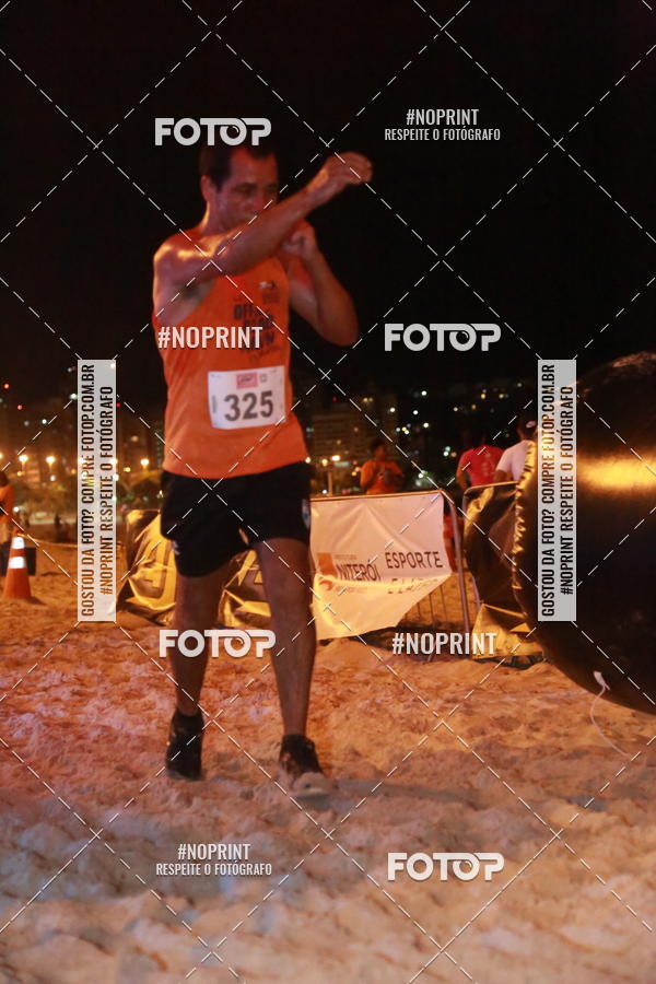 Buy your photos of the eventNIGHT RUN ICARA� BEACH - 6� EDI��O - NITER�I RJ on Fotop