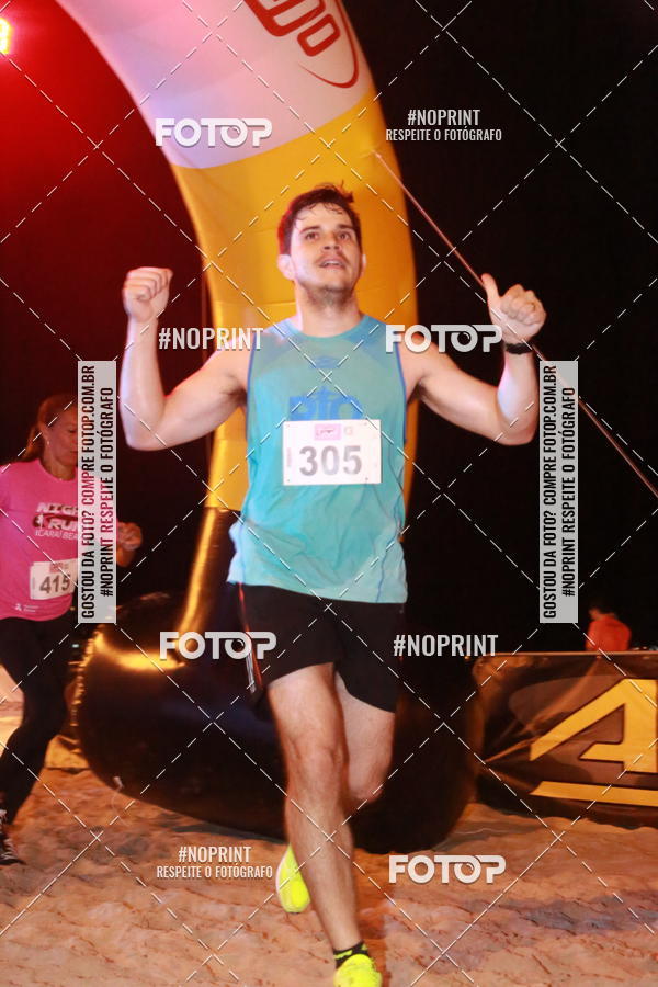 Buy your photos of the eventNIGHT RUN ICARA� BEACH - 6� EDI��O - NITER�I RJ on Fotop