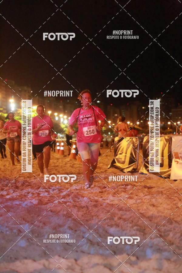 Buy your photos of the eventNIGHT RUN ICARA� BEACH - 6� EDI��O - NITER�I RJ on Fotop