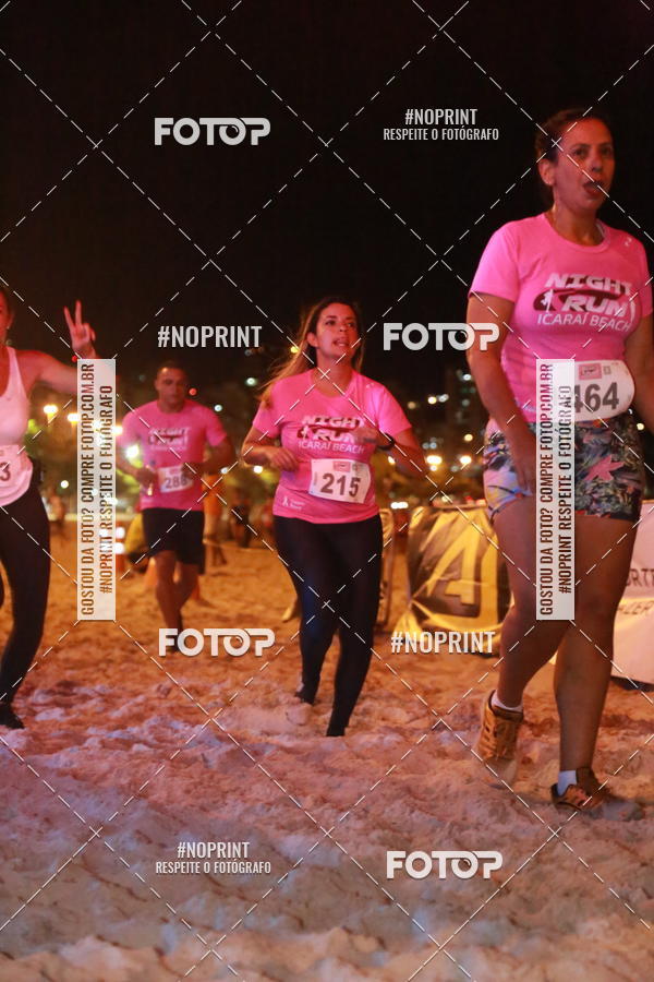 Buy your photos of the eventNIGHT RUN ICARA� BEACH - 6� EDI��O - NITER�I RJ on Fotop
