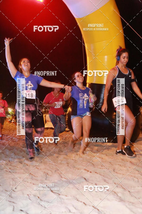 Buy your photos of the eventNIGHT RUN ICARA� BEACH - 6� EDI��O - NITER�I RJ on Fotop