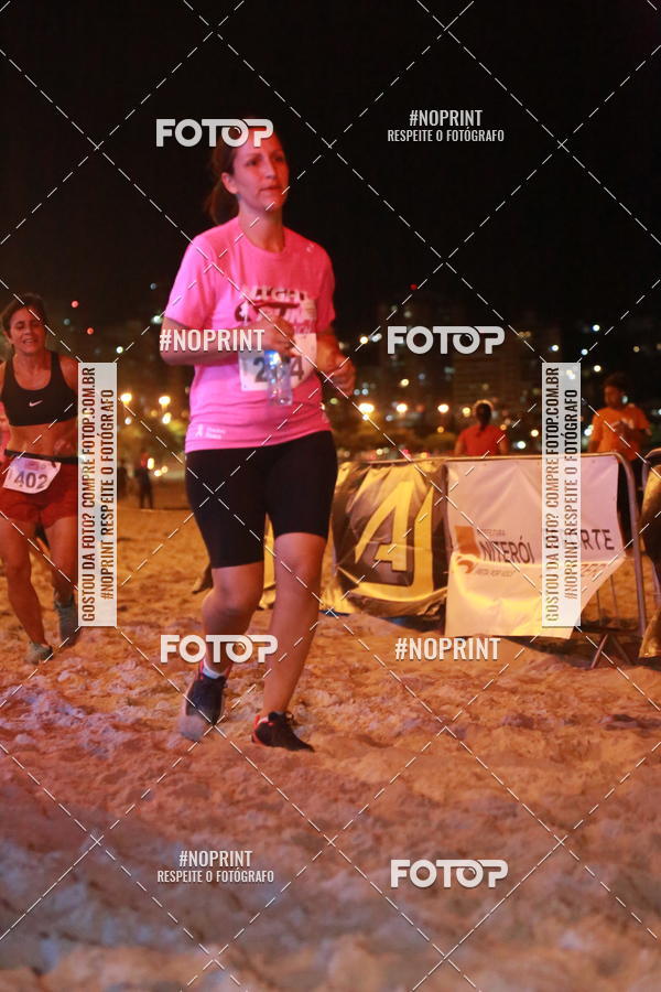 Buy your photos of the eventNIGHT RUN ICARA� BEACH - 6� EDI��O - NITER�I RJ on Fotop