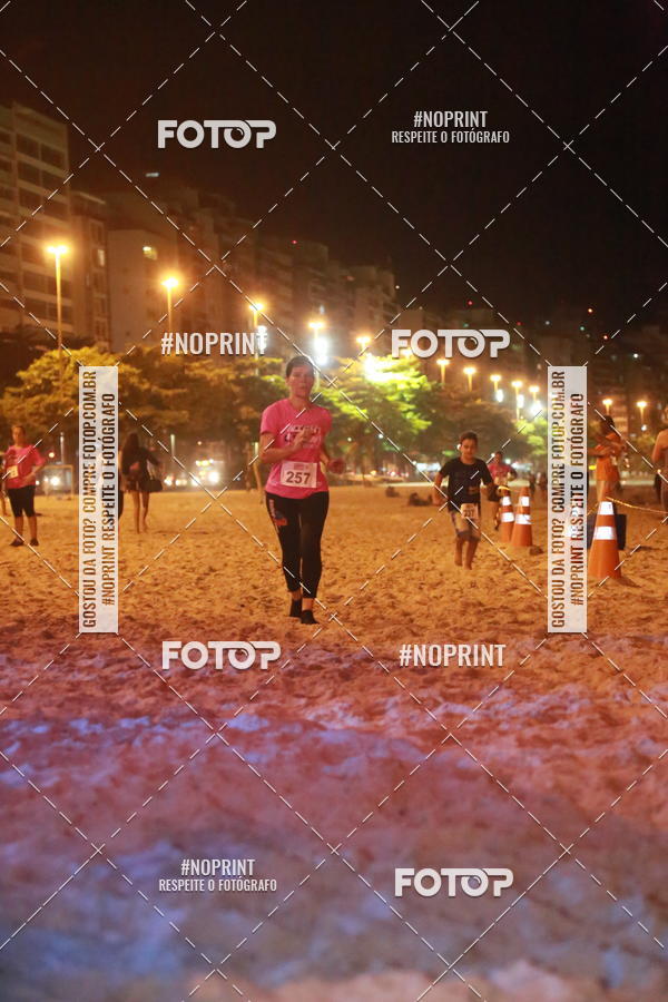 Buy your photos of the eventNIGHT RUN ICARA� BEACH - 6� EDI��O - NITER�I RJ on Fotop