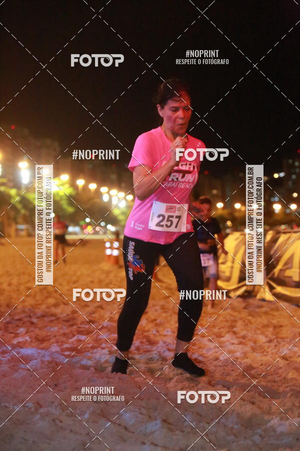Buy your photos of the eventNIGHT RUN ICARA� BEACH - 6� EDI��O - NITER�I RJ on Fotop