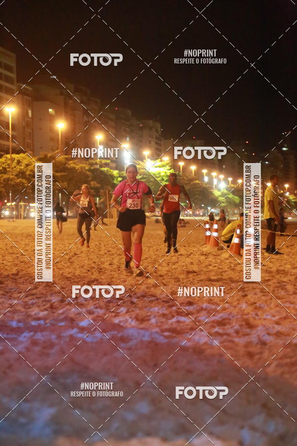 Buy your photos of the eventNIGHT RUN ICARA� BEACH - 6� EDI��O - NITER�I RJ on Fotop