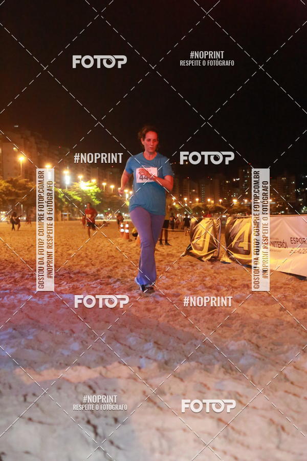 Buy your photos of the eventNIGHT RUN ICARA� BEACH - 6� EDI��O - NITER�I RJ on Fotop