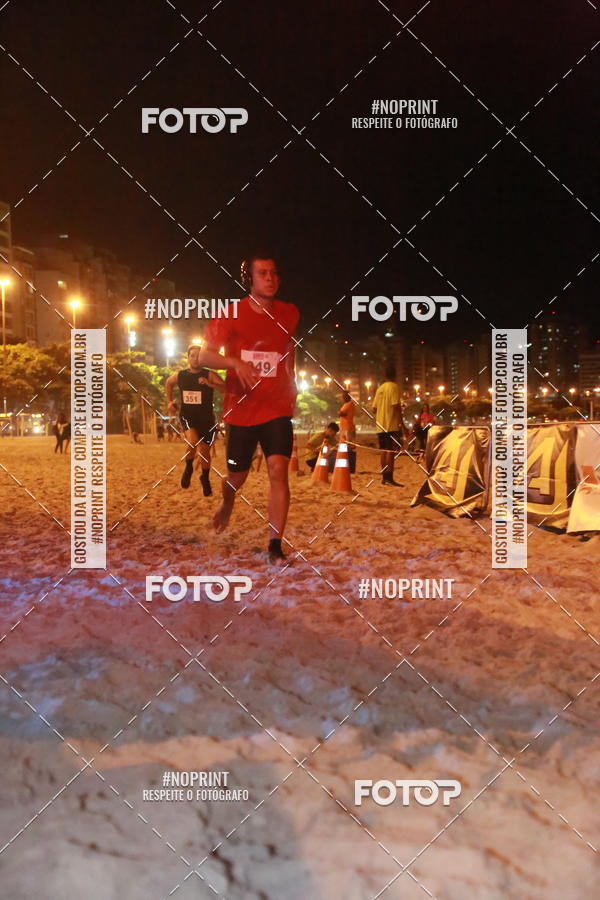 Buy your photos of the eventNIGHT RUN ICARA� BEACH - 6� EDI��O - NITER�I RJ on Fotop