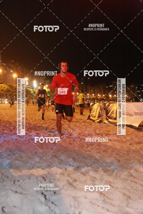 Buy your photos of the eventNIGHT RUN ICARA� BEACH - 6� EDI��O - NITER�I RJ on Fotop