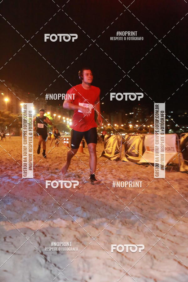 Buy your photos of the eventNIGHT RUN ICARA� BEACH - 6� EDI��O - NITER�I RJ on Fotop