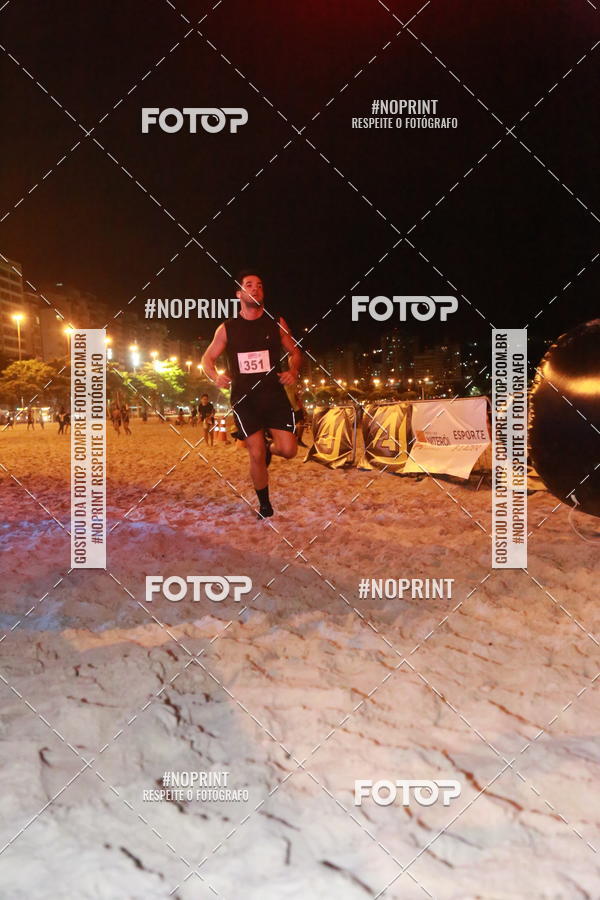 Buy your photos of the eventNIGHT RUN ICARA� BEACH - 6� EDI��O - NITER�I RJ on Fotop