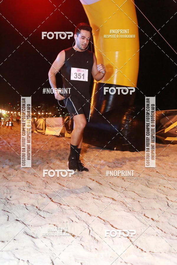Buy your photos of the eventNIGHT RUN ICARA� BEACH - 6� EDI��O - NITER�I RJ on Fotop