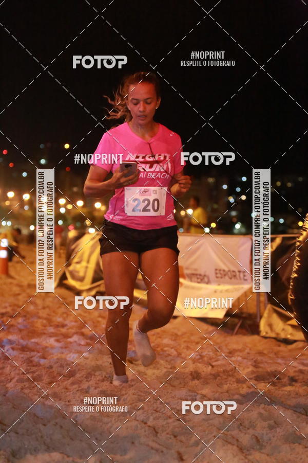 Buy your photos of the eventNIGHT RUN ICARA� BEACH - 6� EDI��O - NITER�I RJ on Fotop
