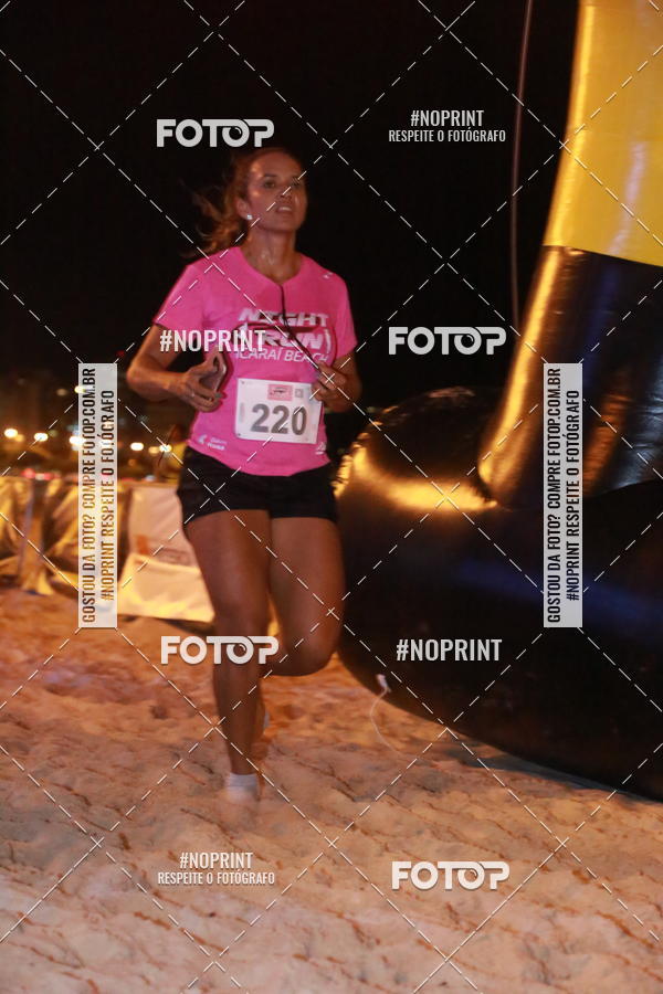 Buy your photos of the eventNIGHT RUN ICARA� BEACH - 6� EDI��O - NITER�I RJ on Fotop