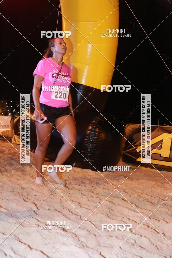 Buy your photos of the eventNIGHT RUN ICARA� BEACH - 6� EDI��O - NITER�I RJ on Fotop