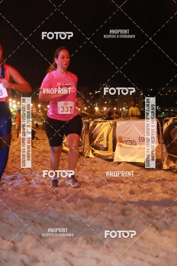 Buy your photos of the eventNIGHT RUN ICARA� BEACH - 6� EDI��O - NITER�I RJ on Fotop