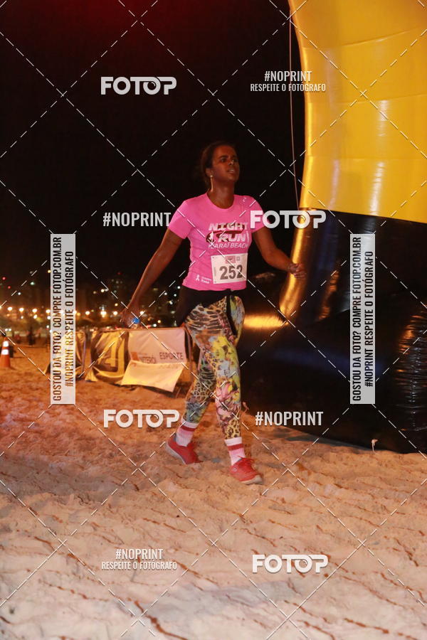 Buy your photos of the eventNIGHT RUN ICARA� BEACH - 6� EDI��O - NITER�I RJ on Fotop