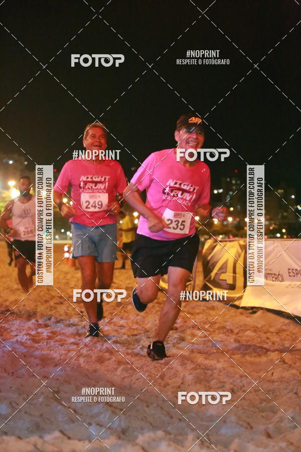 Buy your photos of the eventNIGHT RUN ICARA� BEACH - 6� EDI��O - NITER�I RJ on Fotop