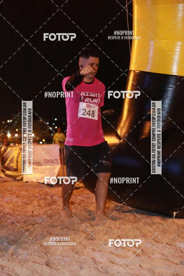 Buy your photos of the eventNIGHT RUN ICARA� BEACH - 6� EDI��O - NITER�I RJ on Fotop