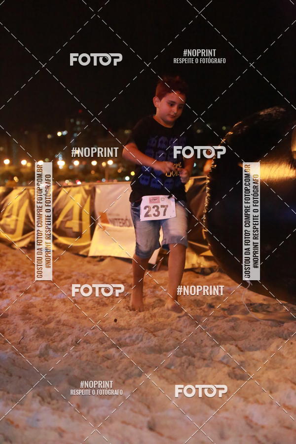 Buy your photos of the eventNIGHT RUN ICARA� BEACH - 6� EDI��O - NITER�I RJ on Fotop