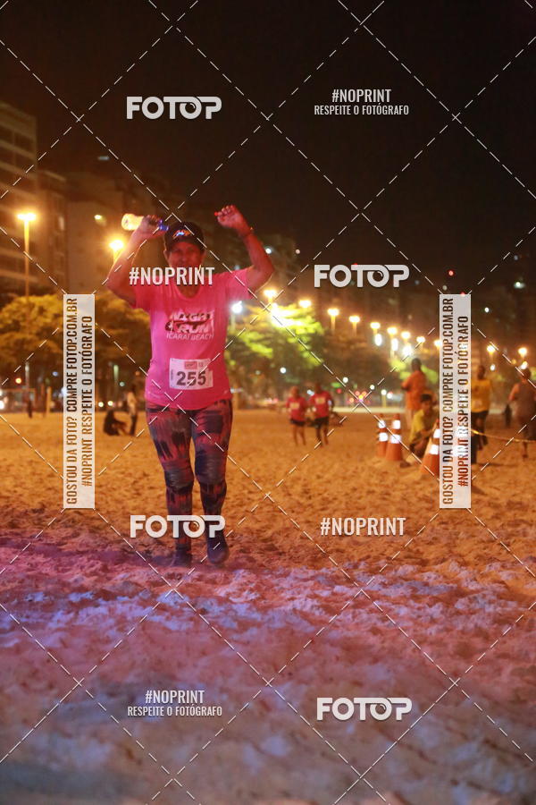 Buy your photos of the eventNIGHT RUN ICARA� BEACH - 6� EDI��O - NITER�I RJ on Fotop