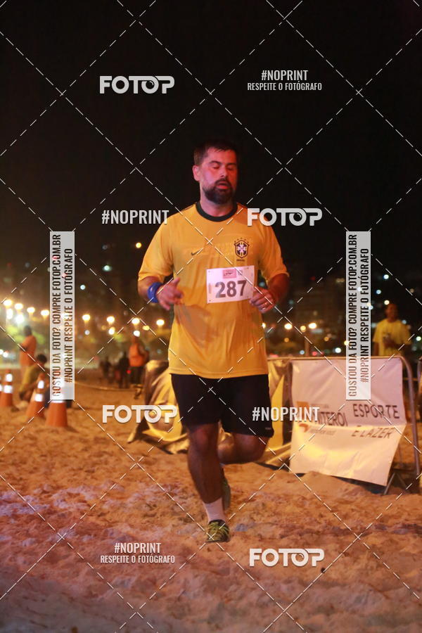 Buy your photos of the eventNIGHT RUN ICARA� BEACH - 6� EDI��O - NITER�I RJ on Fotop