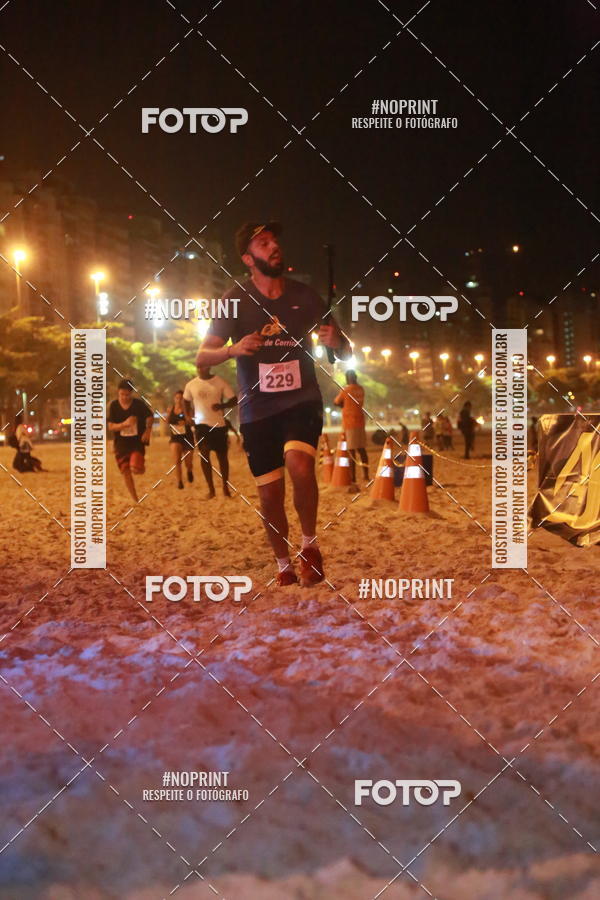Buy your photos of the eventNIGHT RUN ICARA� BEACH - 6� EDI��O - NITER�I RJ on Fotop