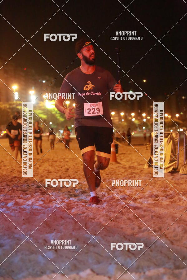Buy your photos of the eventNIGHT RUN ICARA� BEACH - 6� EDI��O - NITER�I RJ on Fotop