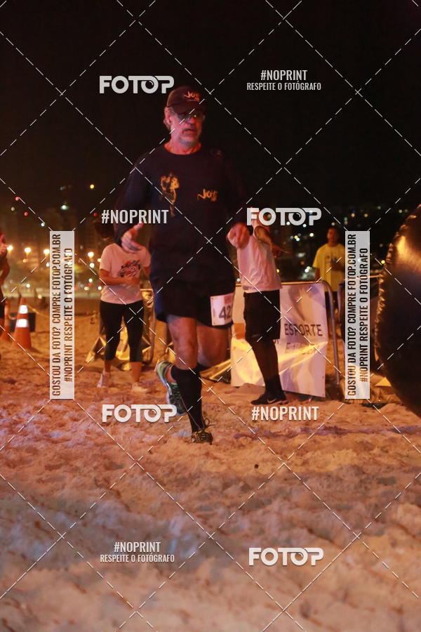 Buy your photos of the eventNIGHT RUN ICARA� BEACH - 6� EDI��O - NITER�I RJ on Fotop