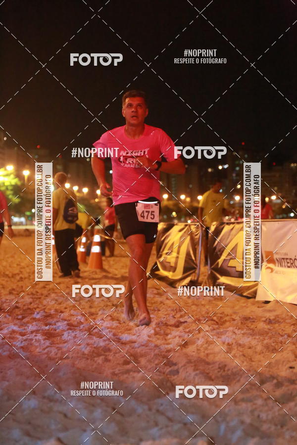 Buy your photos of the eventNIGHT RUN ICARA� BEACH - 6� EDI��O - NITER�I RJ on Fotop