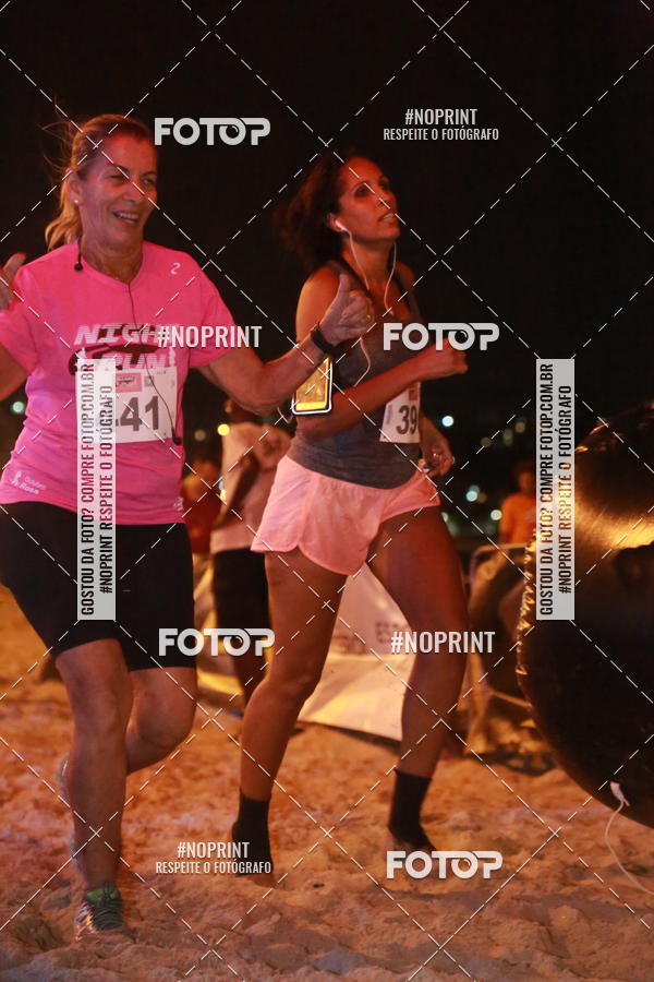 Buy your photos of the eventNIGHT RUN ICARA� BEACH - 6� EDI��O - NITER�I RJ on Fotop