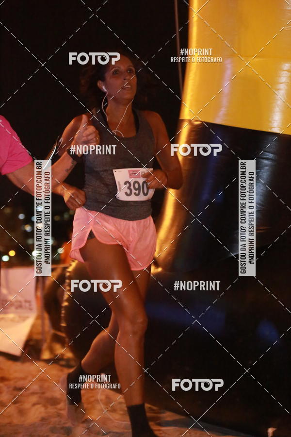 Buy your photos of the eventNIGHT RUN ICARA� BEACH - 6� EDI��O - NITER�I RJ on Fotop