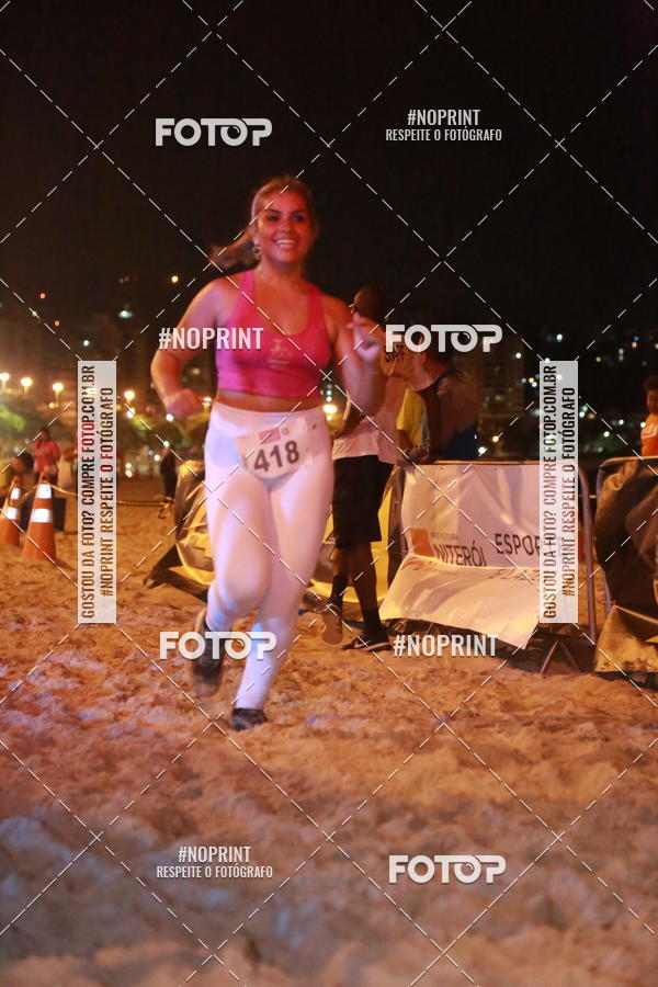 Buy your photos of the eventNIGHT RUN ICARA� BEACH - 6� EDI��O - NITER�I RJ on Fotop